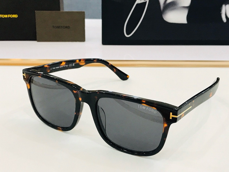 Tom Ford Sunglasses(AAAA)-2077