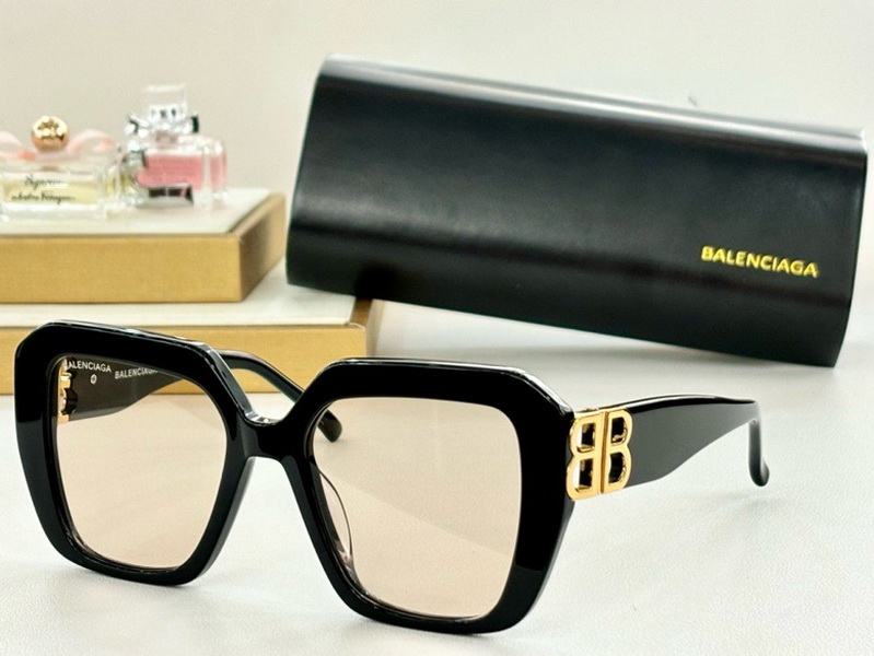 Balenciaga Sunglasses(AAAA)-248