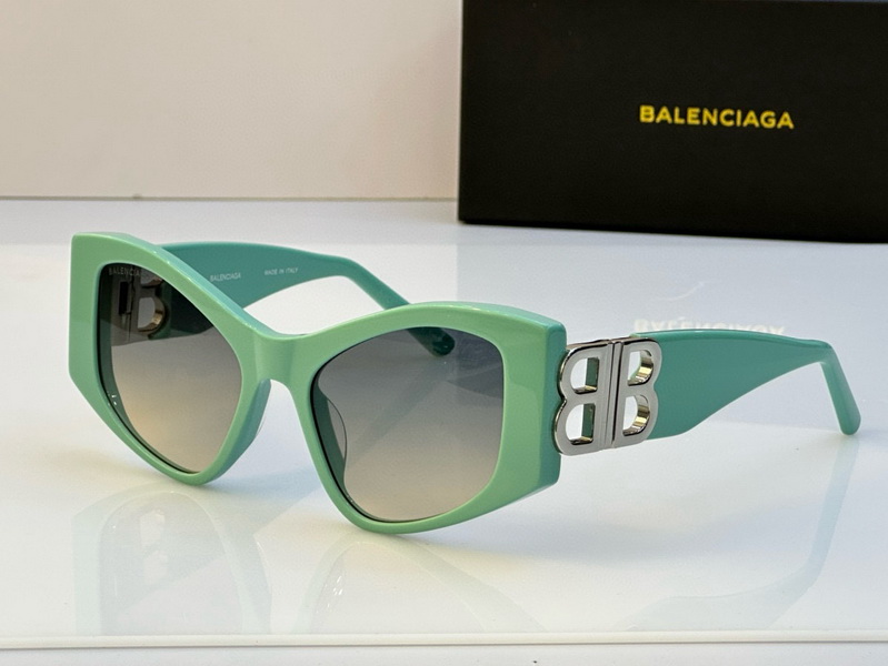 Balenciaga Sunglasses(AAAA)-157