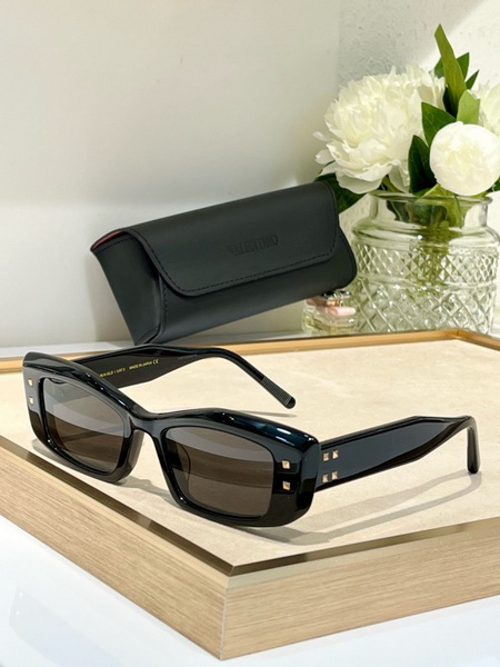 Valentino Sunglasses(AAAA)-086