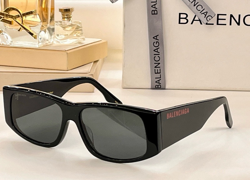 Balenciaga Sunglasses(AAAA)-069