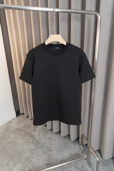 LV T-shirts-1575