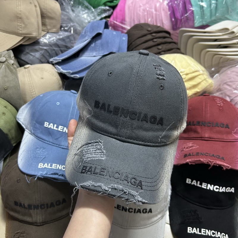 Balenciaga Cap-230