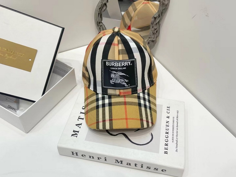 Burberry Cap-081