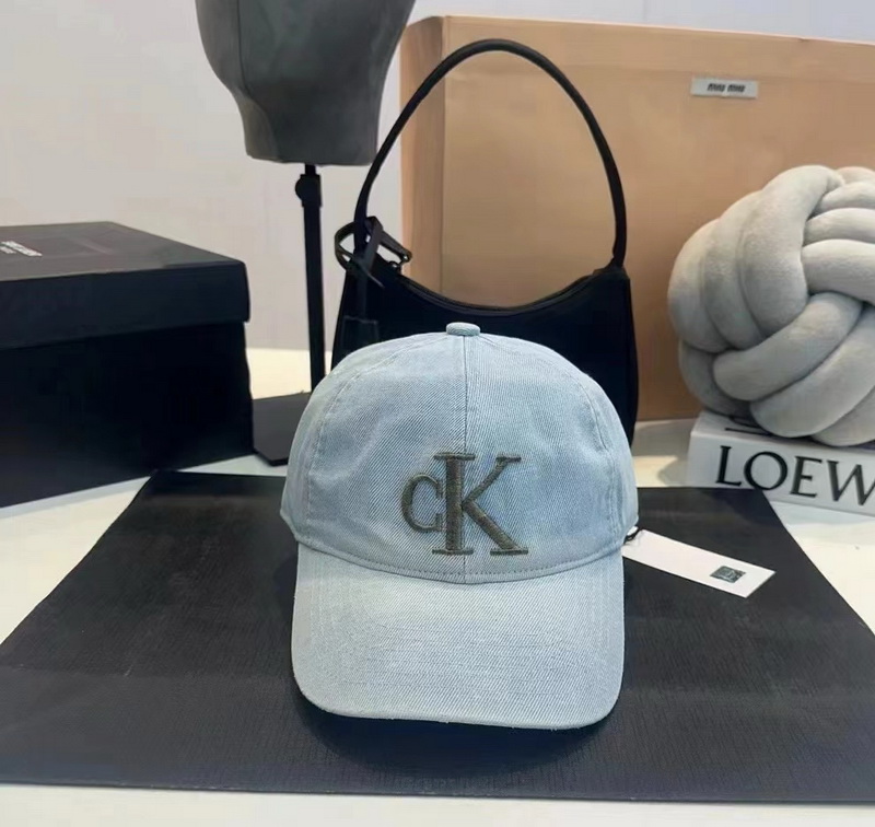 Calvin Klein Cap-028