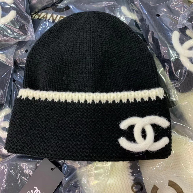 Chanel Beanies-066