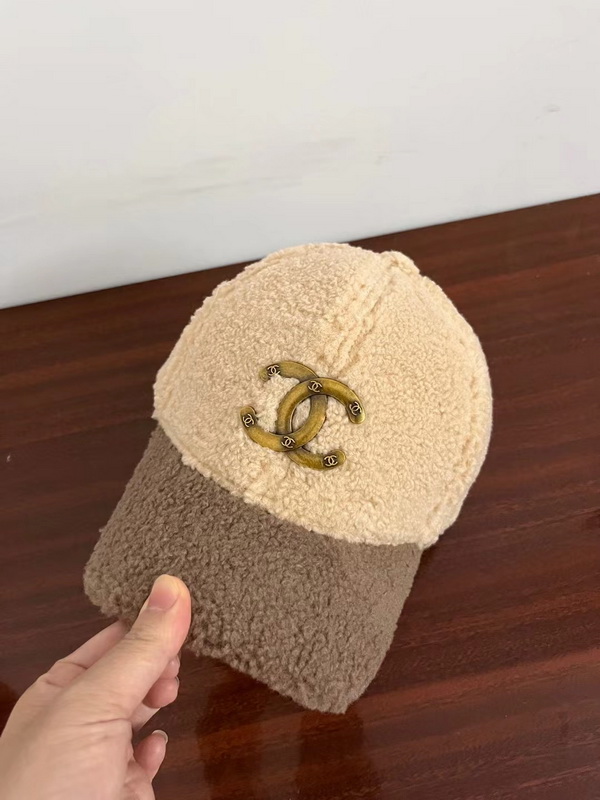 Chanel Cap-132