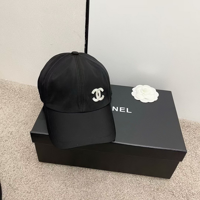 Chanel Cap-221