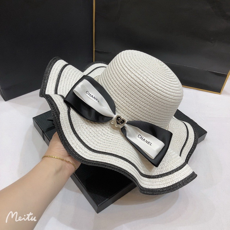 Chanel Cap-273