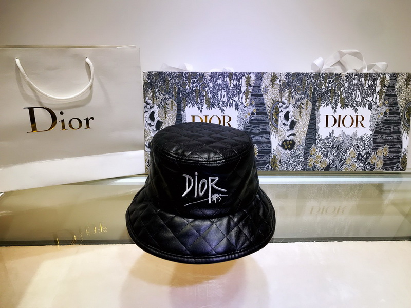 Dior Cap-072