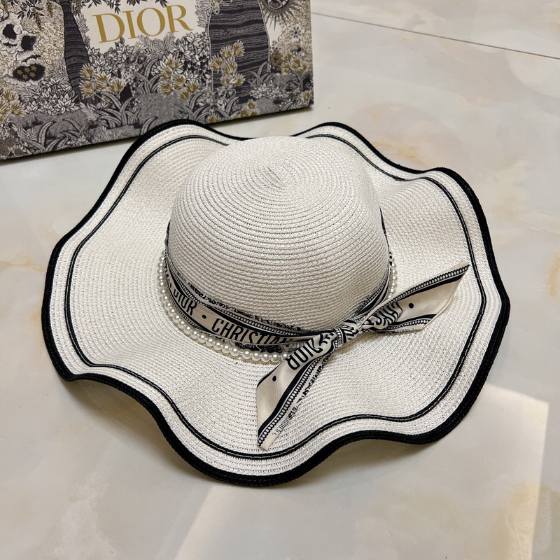 Dior Cap-124