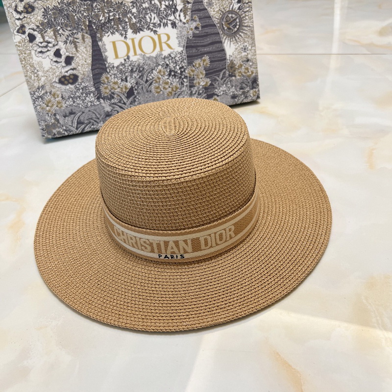 Dior Cap-139