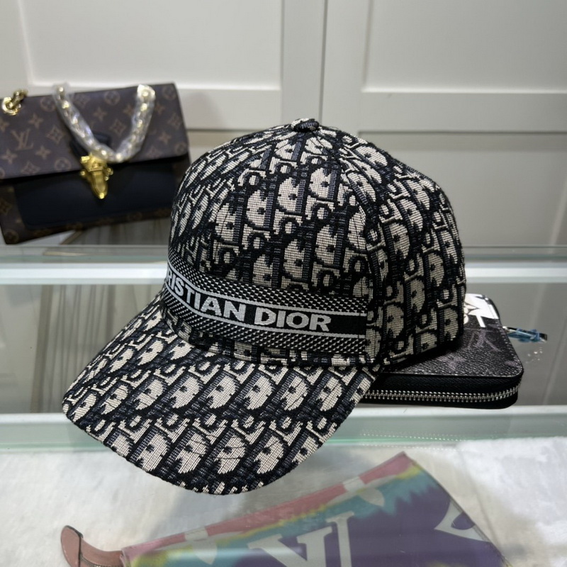 Dior Cap-207