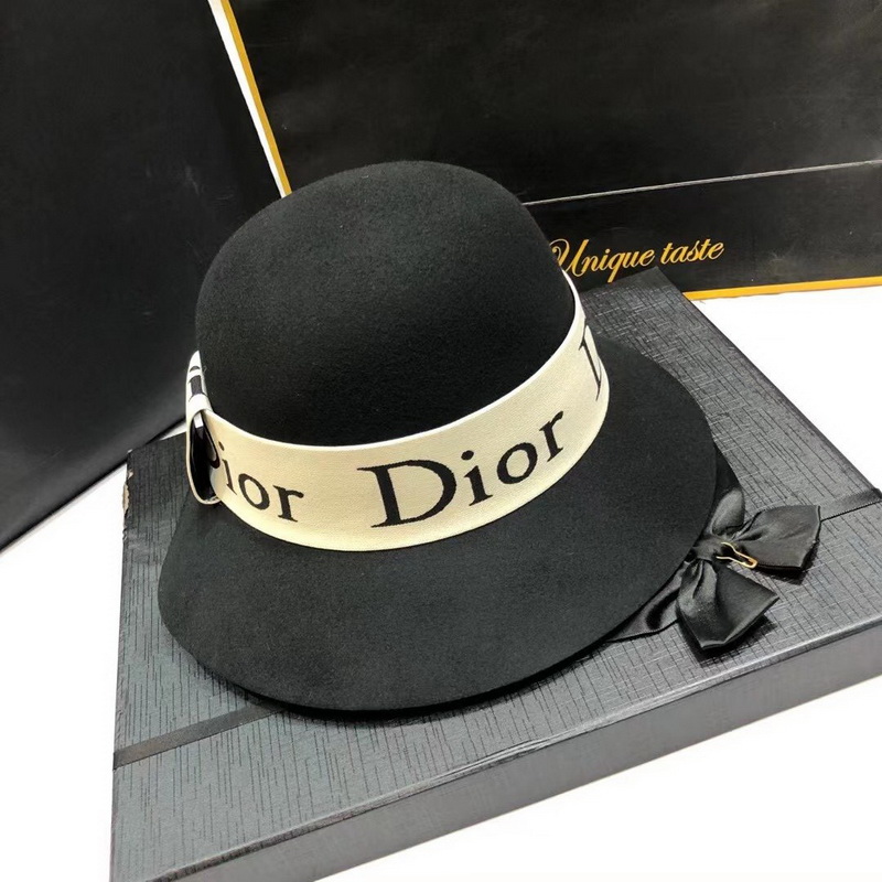 Dior Cap-210