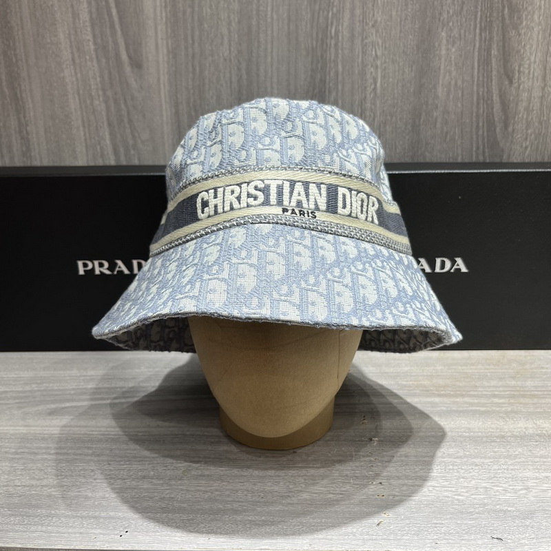 Dior Cap-224