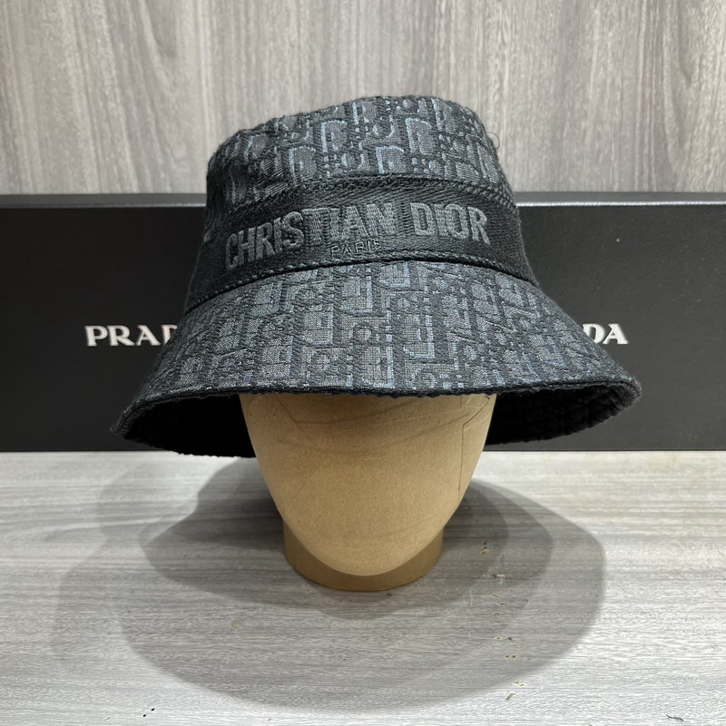 Dior Cap-226