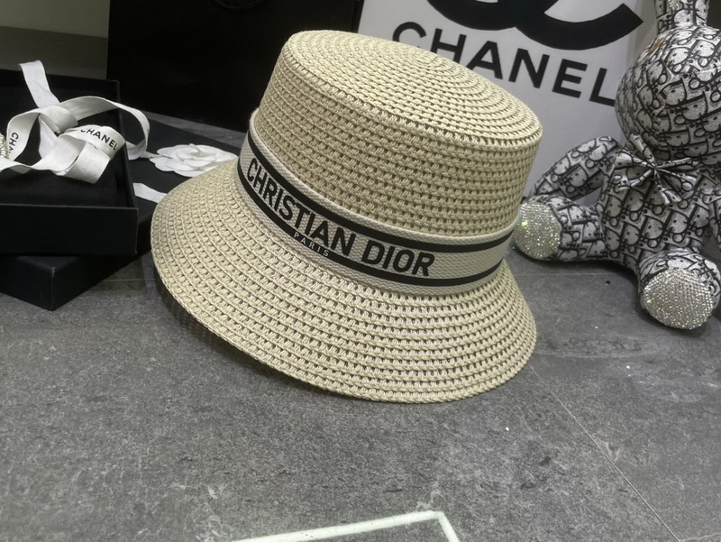 Dior Cap-251