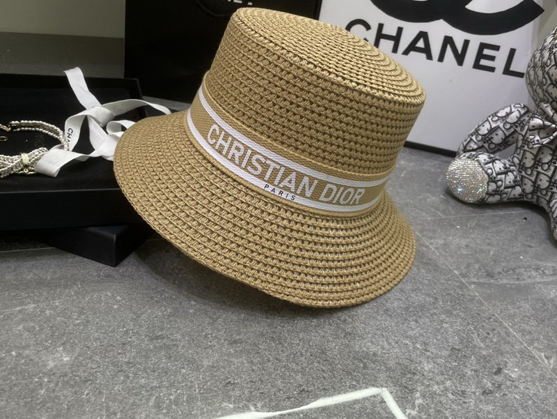 Dior Cap-253