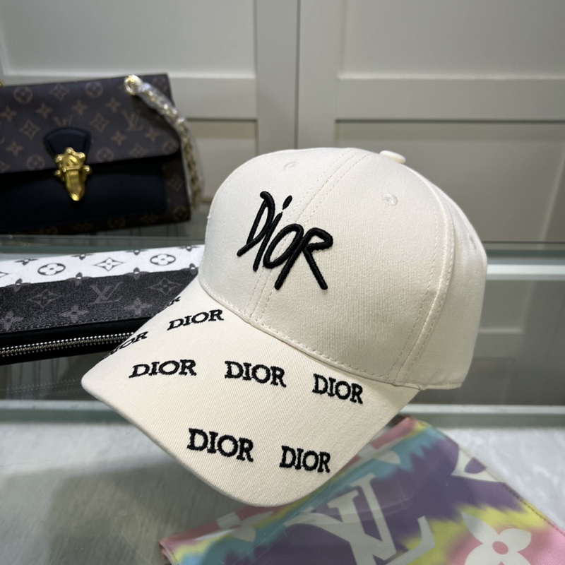 Dior Cap-380