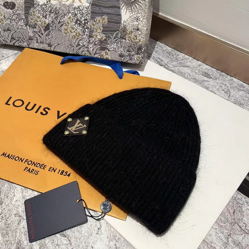 LV Beanies-002