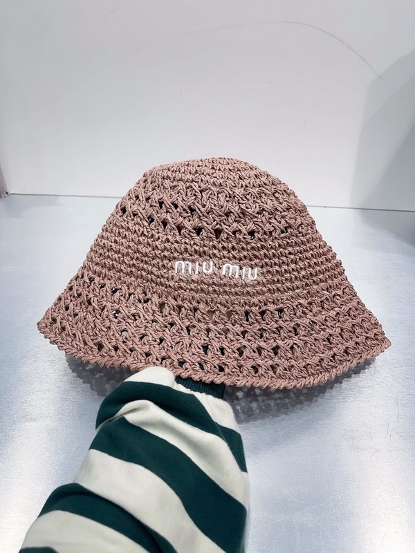 MiuMiu Beanies-049