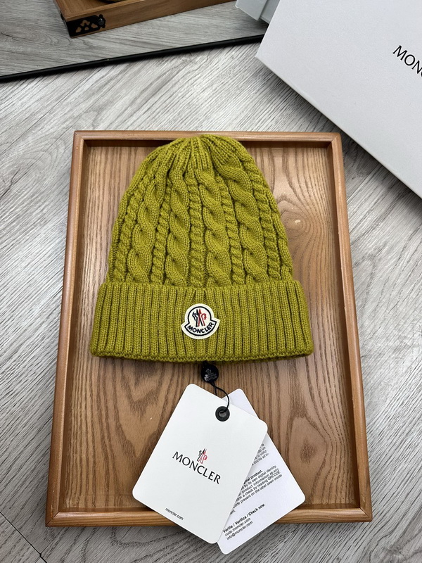 Moncler Beanies-129