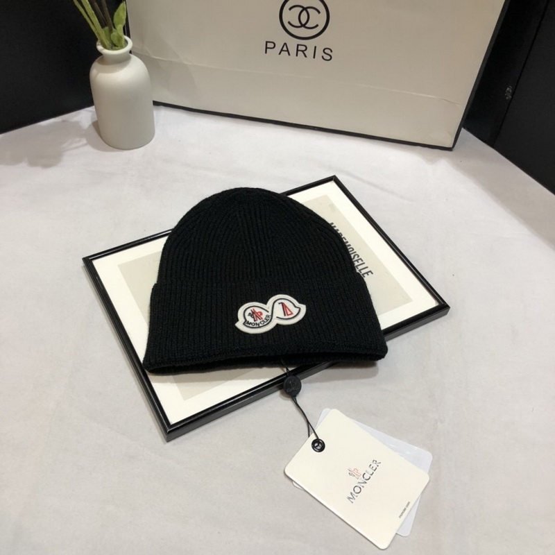 Moncler Beanies-148