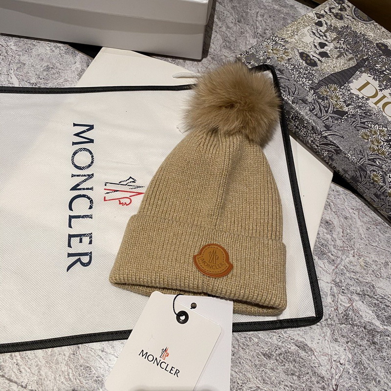 Moncler Beanies-153