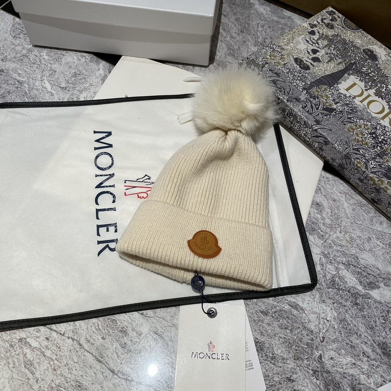 Moncler Beanies-155