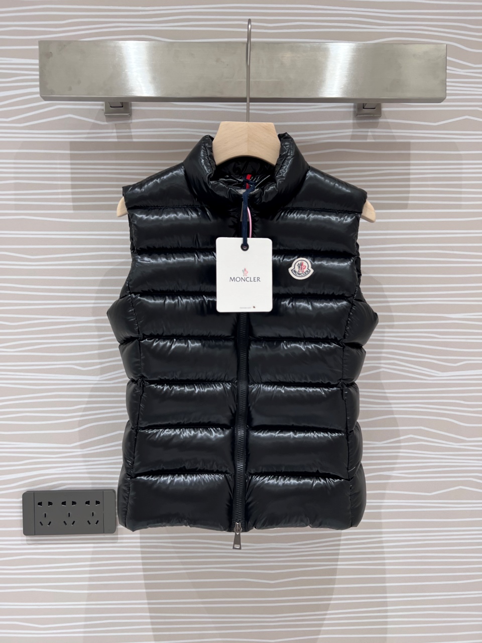 Moncler Vest Coat-032