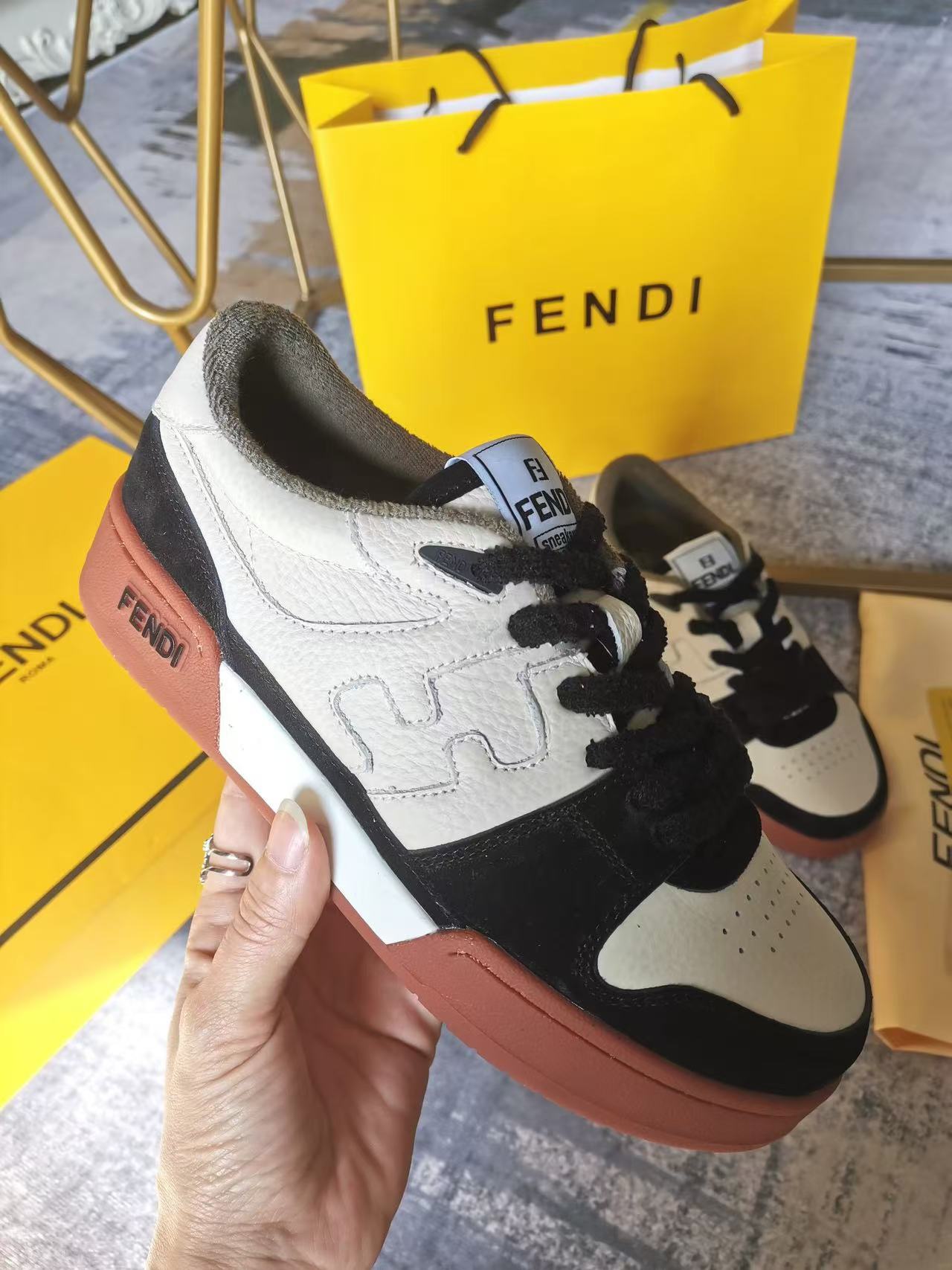 Fendi Shoes(AAA)-039