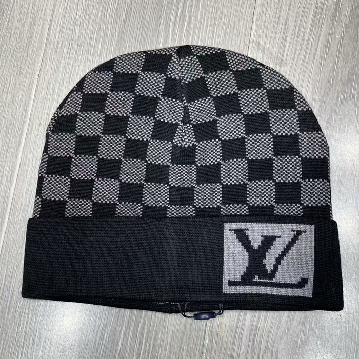 LV Beanies-041