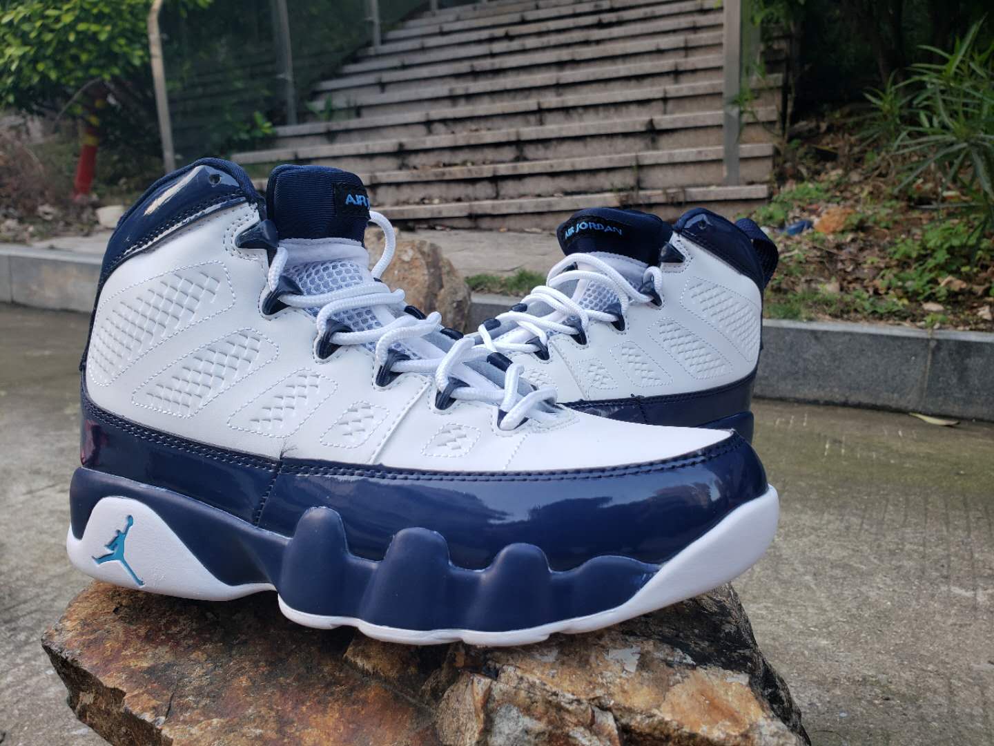 Air Jordan 9 Retro-001