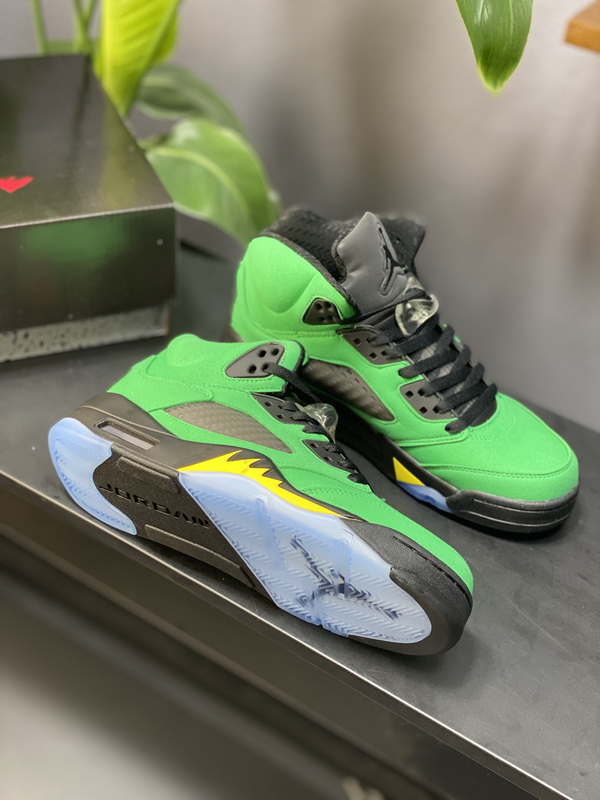 Air Jordan 5 Retro-011