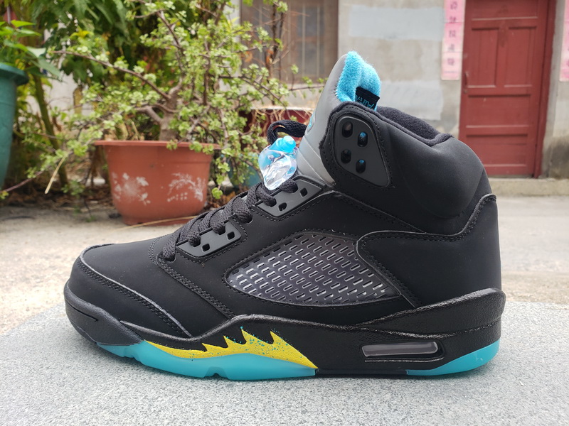 Air Jordan 5 Retro-054