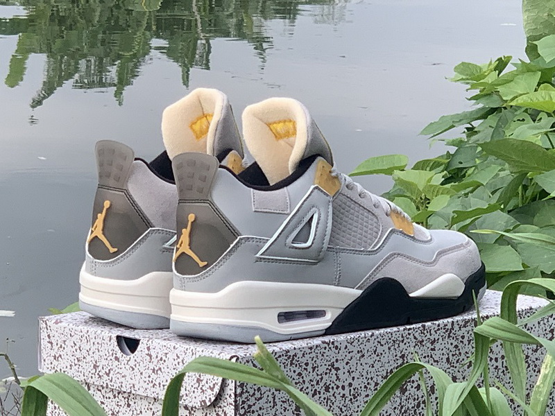 Air Jordan 4 Retro-071