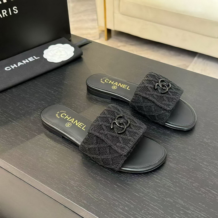 Chanel Slippers Women(AAA)-016