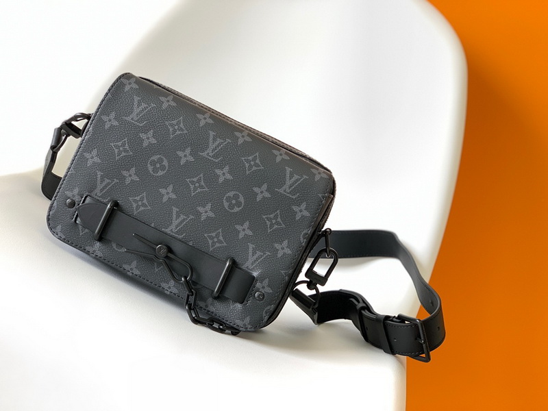 LV Handbags AAAA(Men)-184