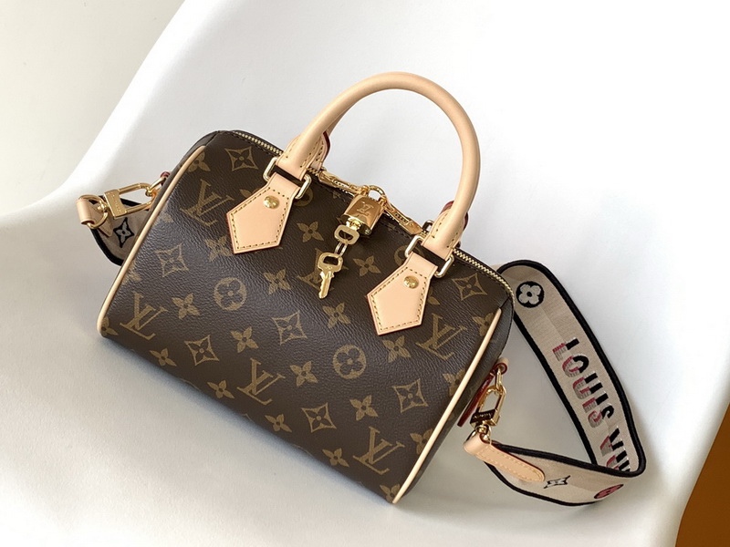 LV Handbags AAA(Women)-440