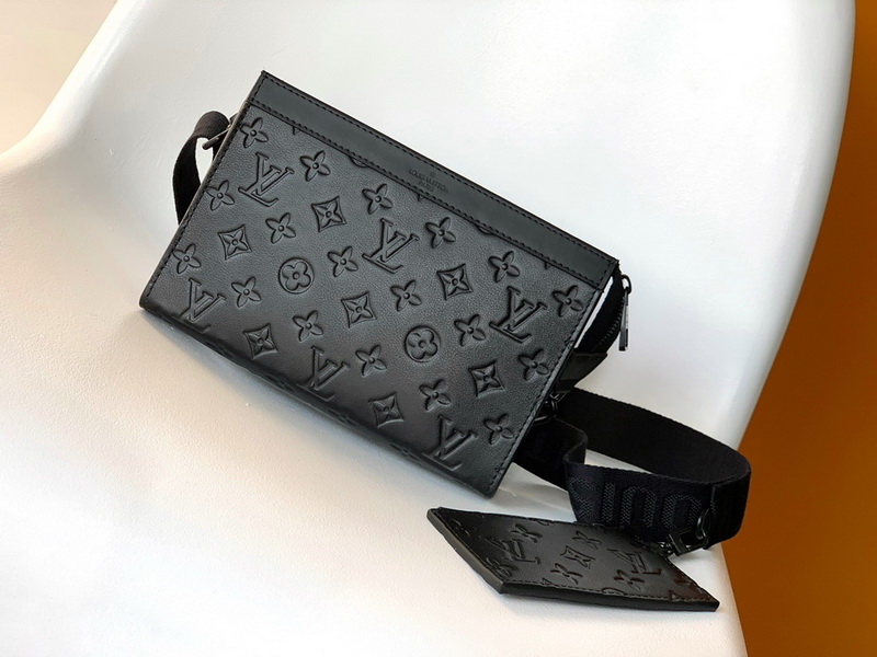 LV Handbags AAAA(Men)-237