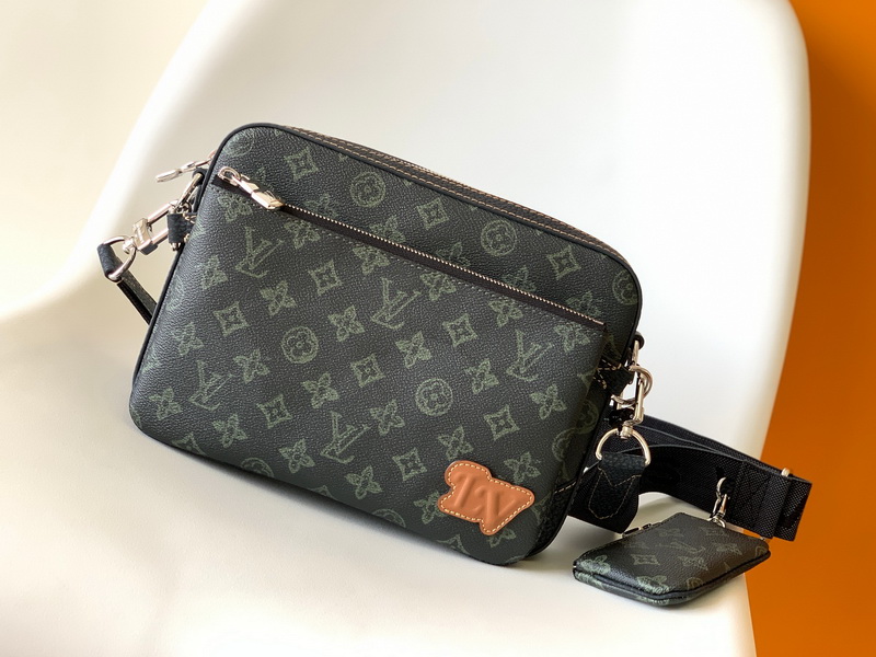 LV Handbags AAAA(Men)-263