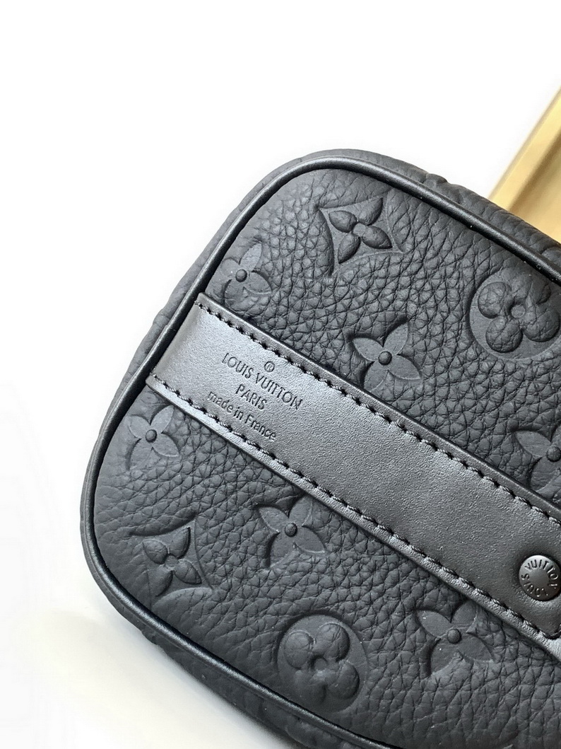 LV Bag-NFC(AAA)-467