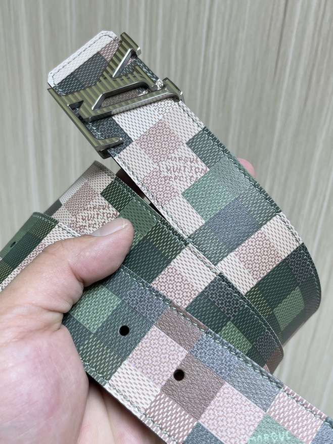LV Belts(AAAAA)-2442
