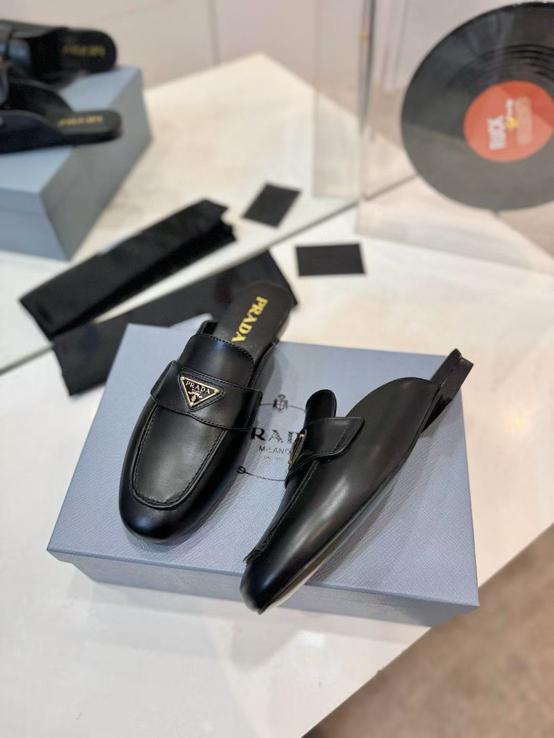 Prada Slippers Women(AAAA)-024