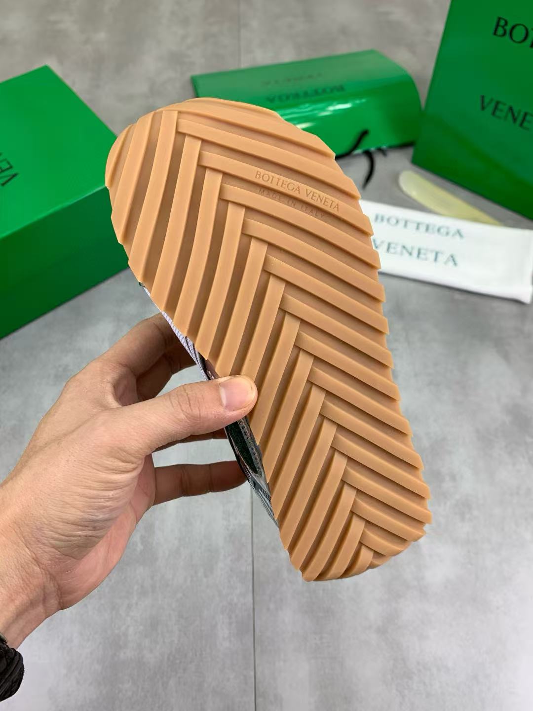 Bottega Veneta Shoes(AAA)-045