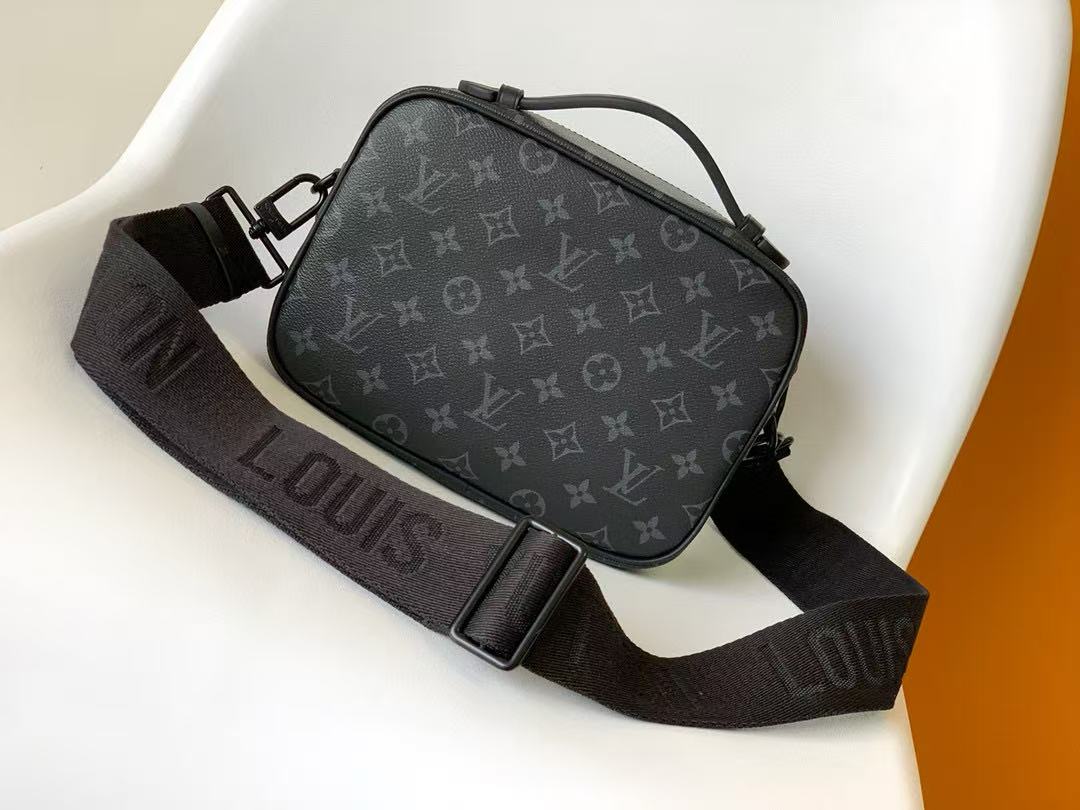 LV Handbags AAA(Men)-334