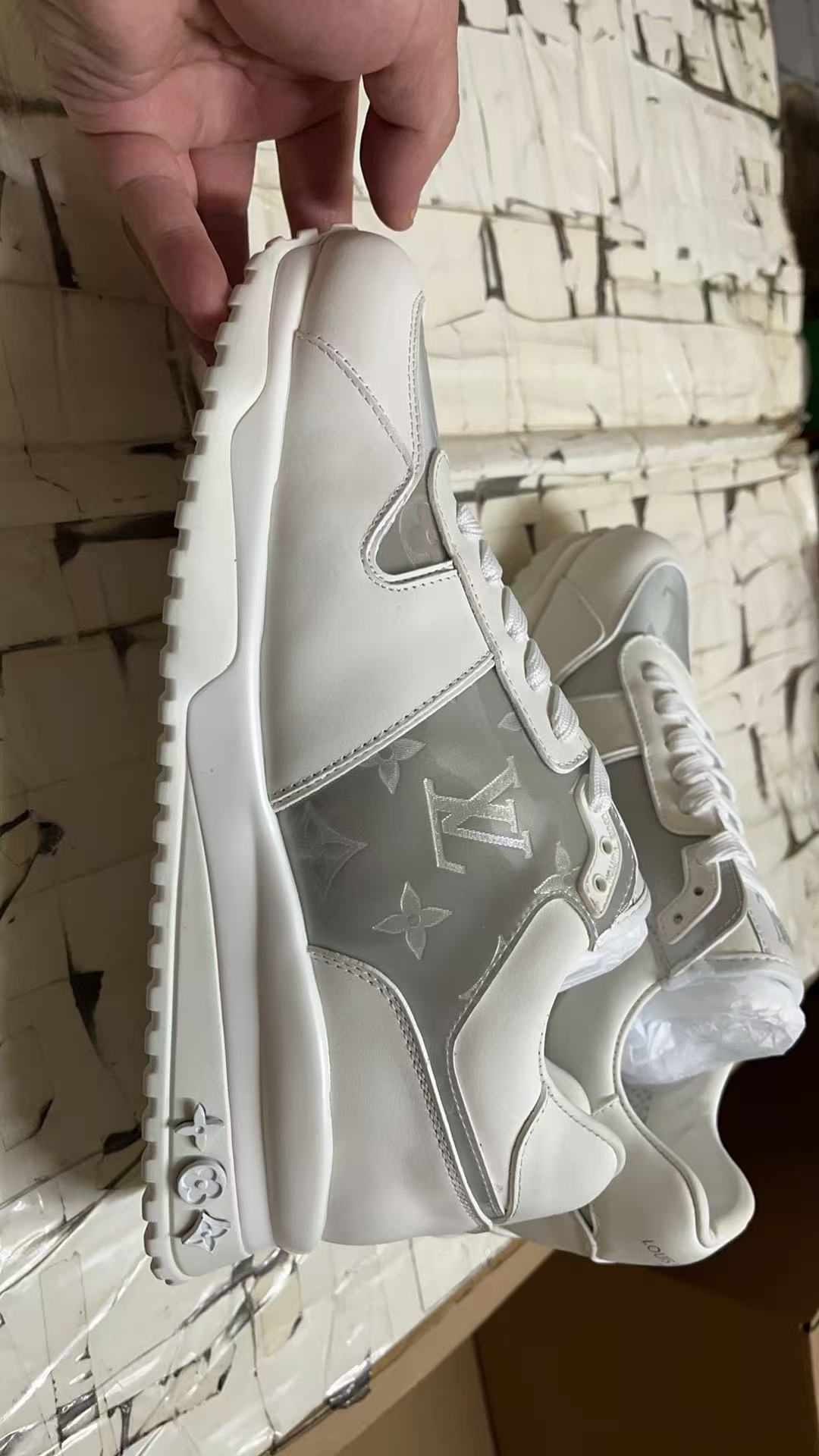 LV Shoes(AAA)-1259