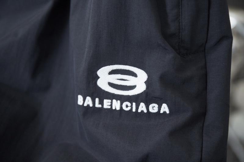 Balenciaga Pants-057