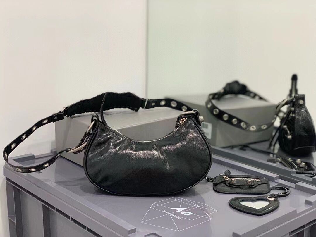 Balenciaga Handbags AAAA(Women)-015