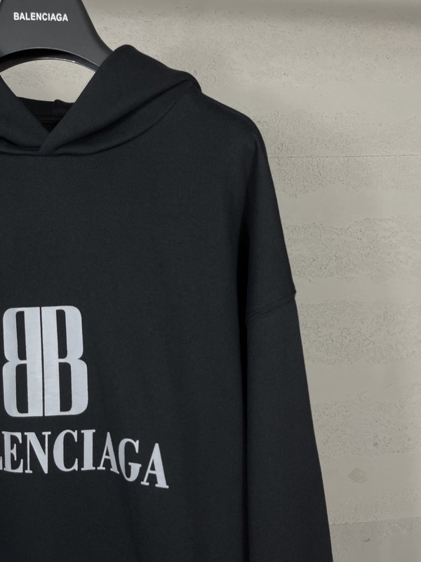 Balenciaga Hoody-070